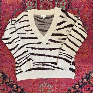 Superdown Tiger Stripe Knit V-Neck Sweater